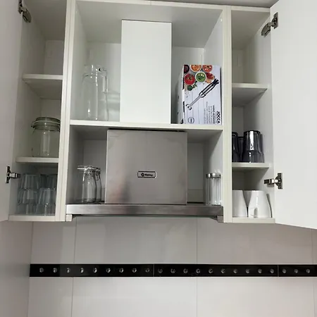 Adefer Isamar Apartamento *